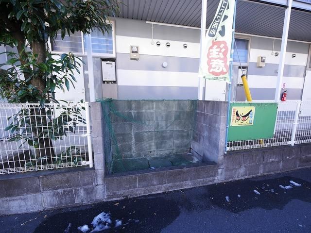 東武伊勢崎線 谷塚駅 徒歩11分 2階建 築28年の外観写真