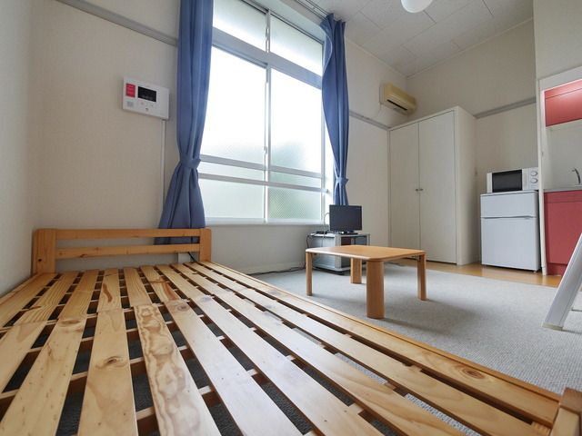 東武伊勢崎線 谷塚駅 徒歩11分 2階建 築28年の居間写真