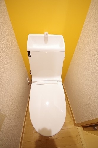 トイレ　（類似室内）