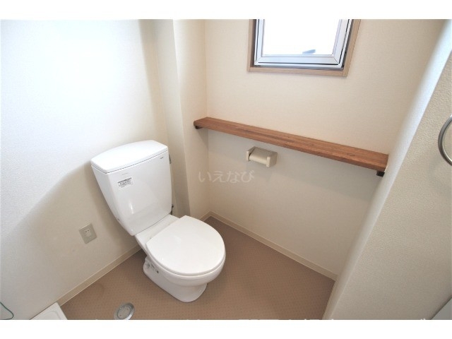 アクセスまかびのトイレ写真