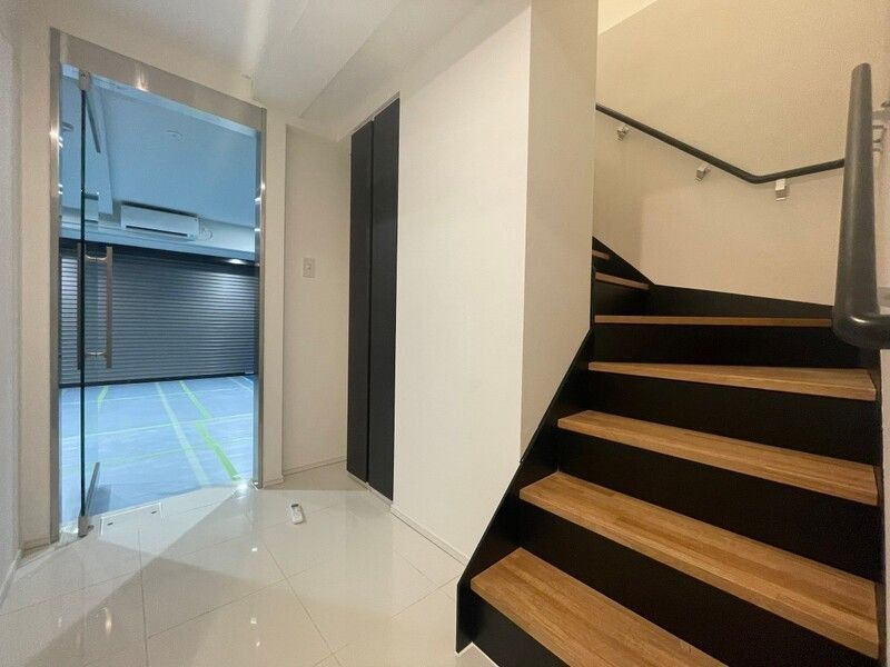 玄関　別部屋参考写真