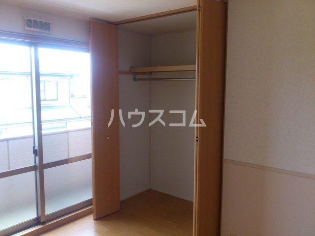 フェアリーウィステリア 壱番館の内装写真