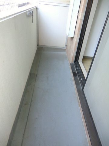 バルコニー　広々バルコニー
