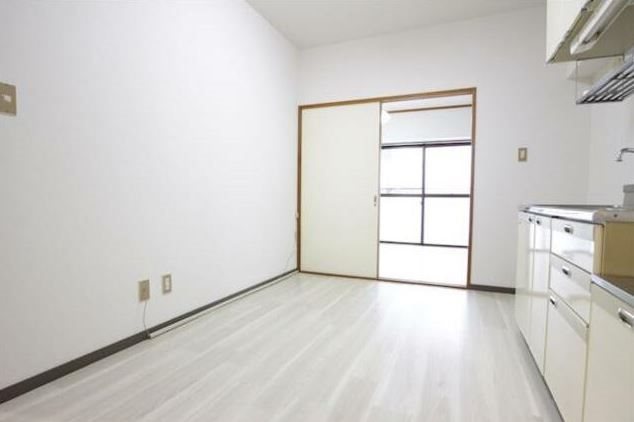居室・リビング　同建物参考写真