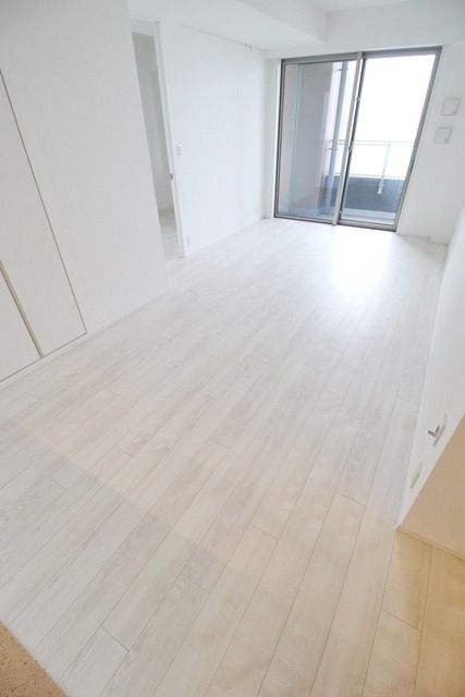 居室・リビング　※以下別部屋参考写真となります。