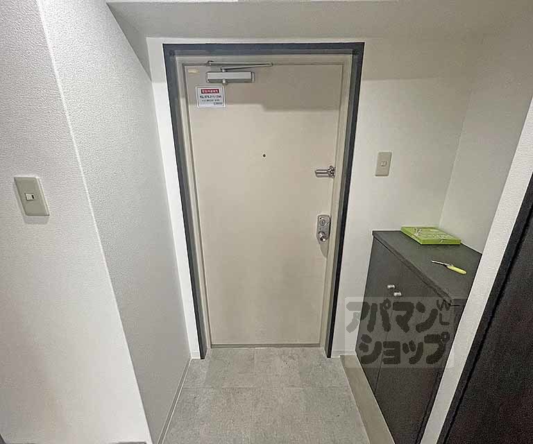 プレシャス御池の玄関写真