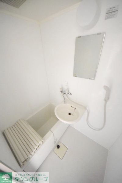 バス・シャワールーム　同物件別部屋