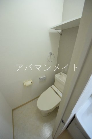 トイレ　ウォシュレット付き！