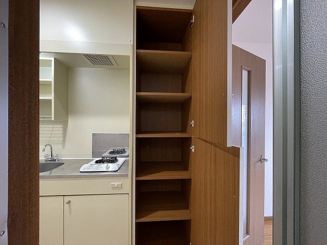 収納　同物件別部屋