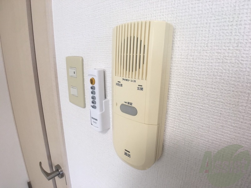 セキュリティ　インターホンは通話ができるので急な訪問があっても安心です。