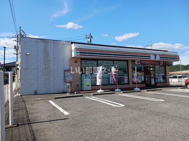 コンビニ　セブンイレブン 福山神辺店（コンビニ）まで780m