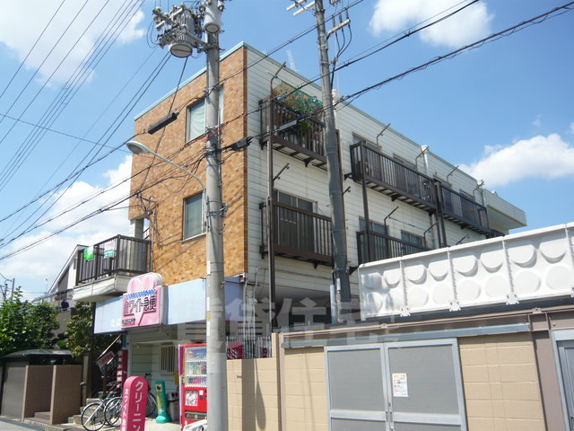 東和マンションの建物外観