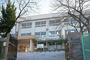 中学校　柏原市立国分中学校（中学校）まで634m