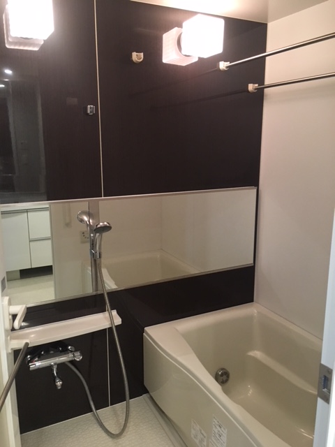 バス・シャワールーム