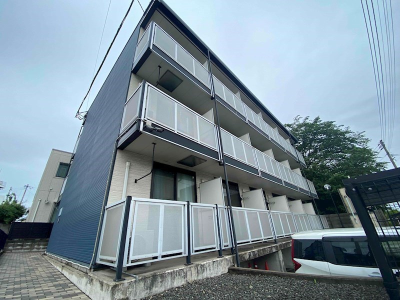 北九州市小倉北区中井口のマンションの建物外観