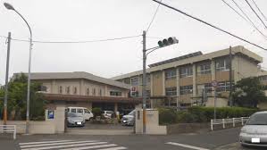 【高松市林町のアパートの小学校】