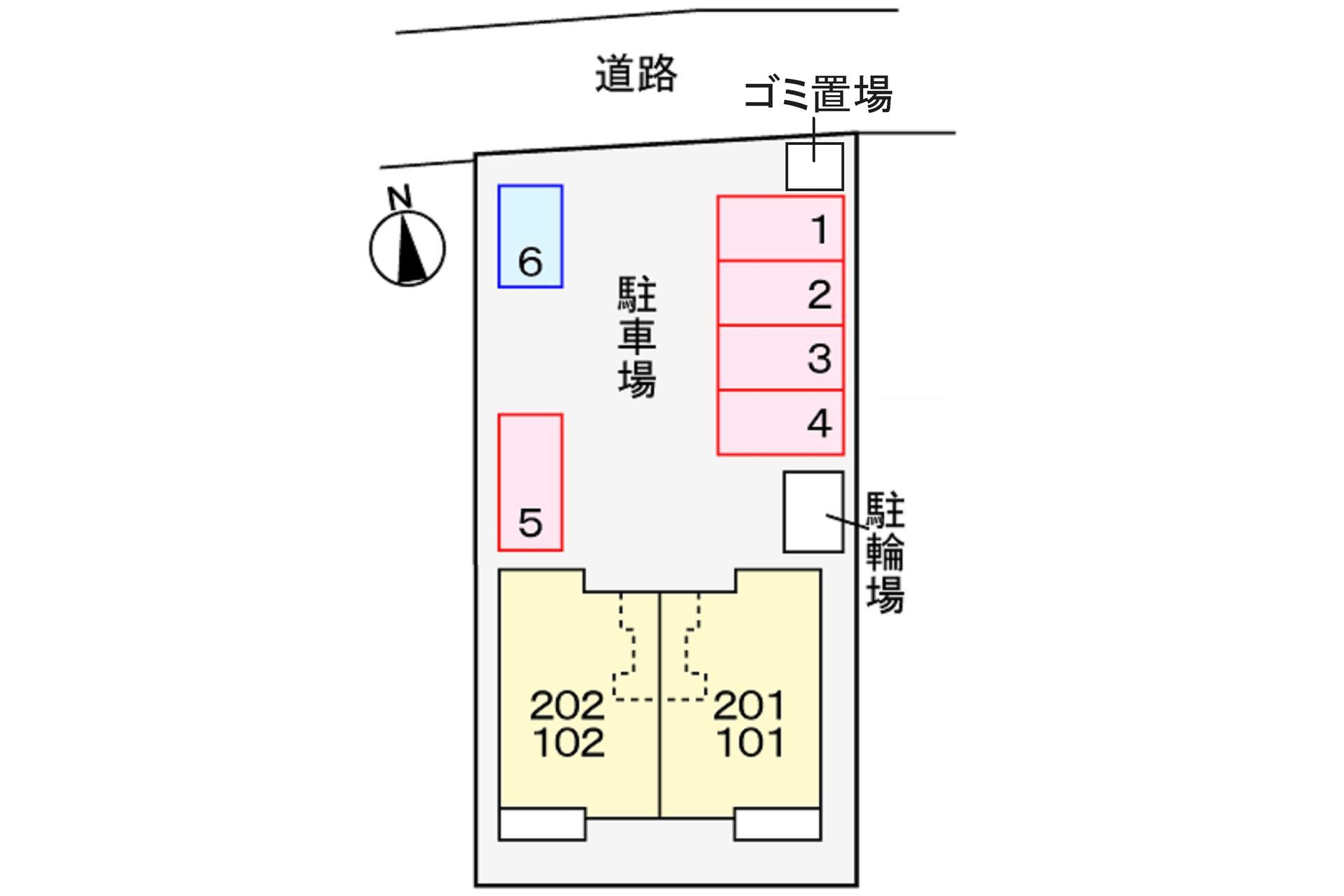 【グランドソレイユの駐車場】