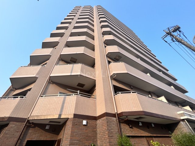 八王子市明神町のマンションの建物外観