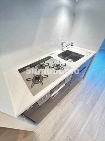 キッチン　コンパクトなキッチンで掃除もラクラク