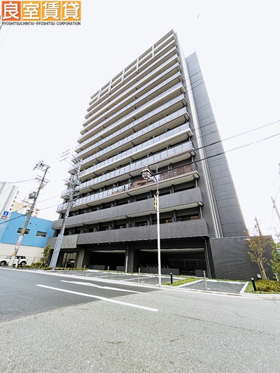 【名古屋市中区千代田のマンションの建物外観】