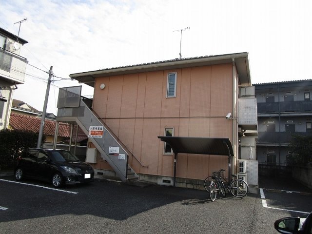 【ルミエール・Ｓ(エス)の建物外観】