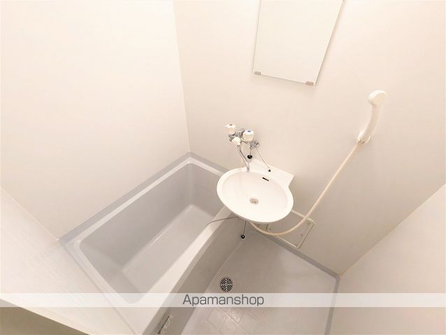 レオパレスフェニックスin波島の風呂写真