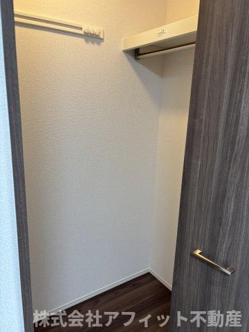 収納　ウォークインクローゼット