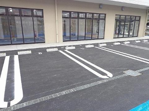 アルンドーインディカ茨木　その他共有部分　駐車場
