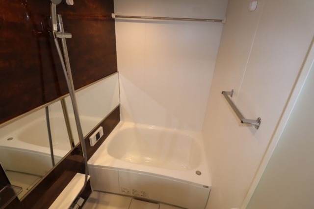 バス・シャワールーム　浴室