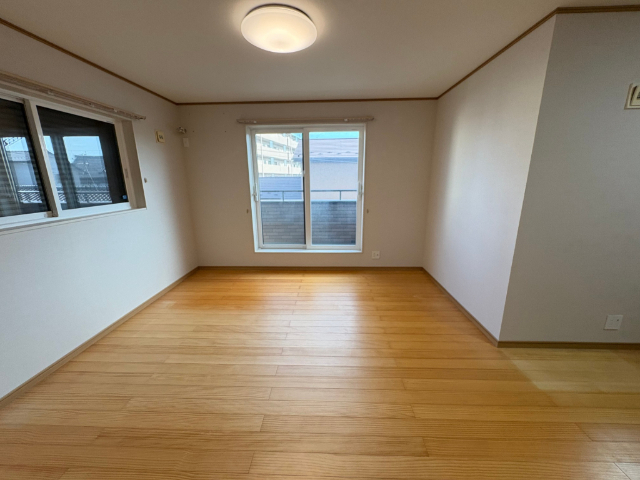 その他部屋・スペース　２階南側洋室