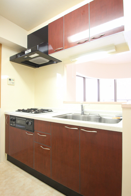 キッチン　※同号室の別階のお写真です