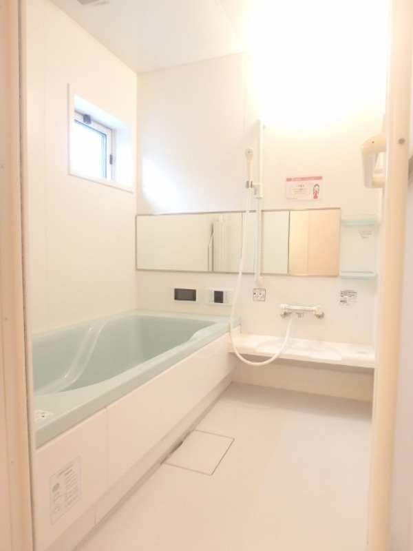 バス・シャワールーム　図面と現状に相違がある場合には現状を優先