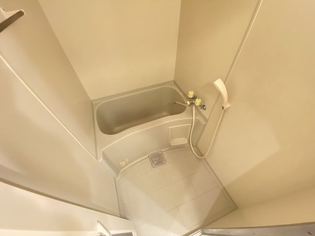 バス・シャワールーム　日々の暮らしに欠かせないお風呂です