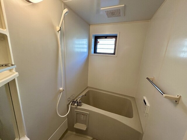 バス・シャワールーム　浴室