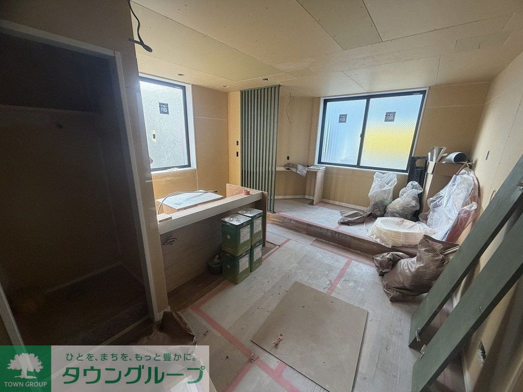 居室・リビング　タウンハウジング調布店まで♪