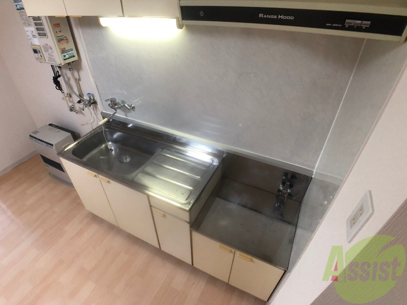 キッチン　キッチンはスペースも広々していて使いやすそうですよ！