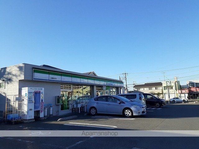 コンビニ　ファミリーマート　入間春日町店（コンビニ）まで200m