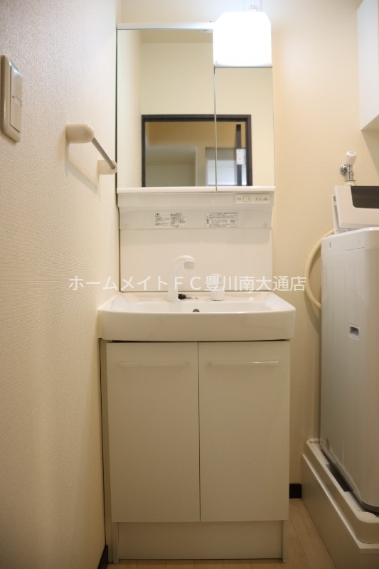 洗面設備　同型別部屋写真