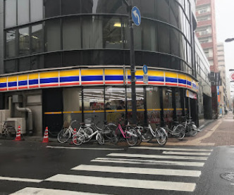 コンビニ　ミニストップ 板橋中丸店（コンビニ）まで616m