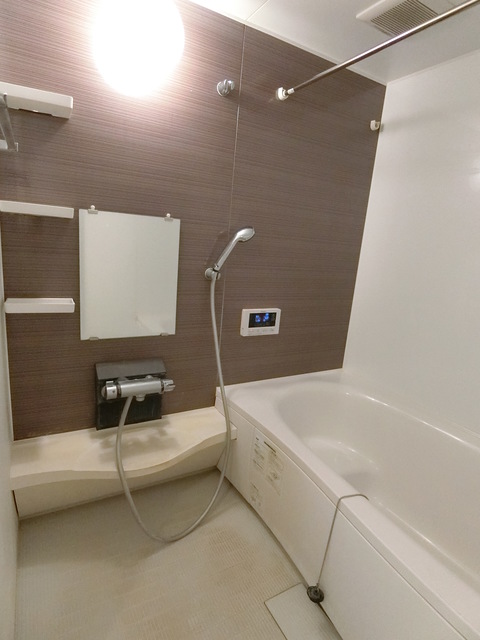 バス・シャワールーム