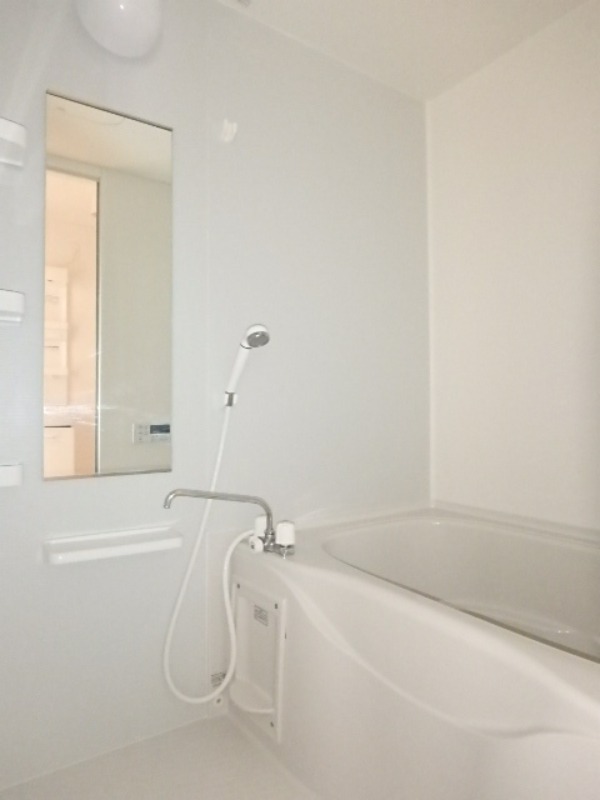 バス・シャワールーム　図面と現状に相違がある場合には現状を優先