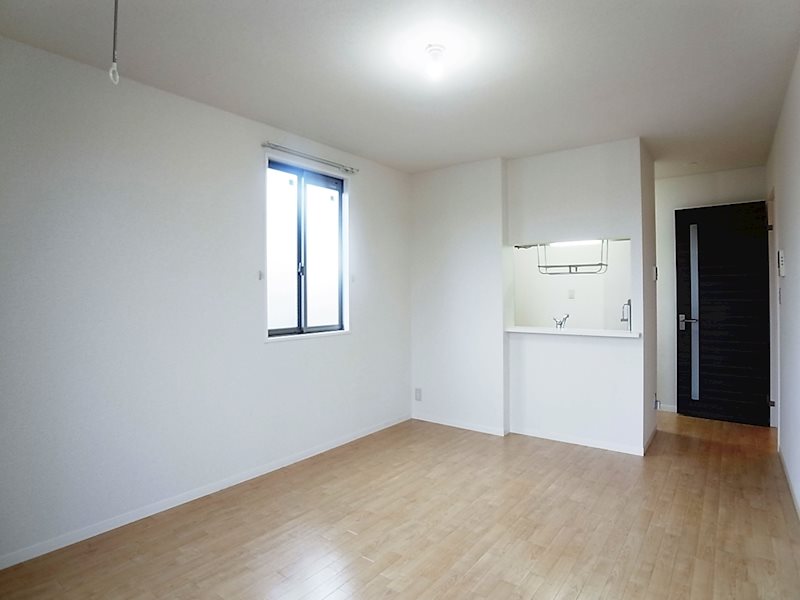 居室・リビング　☆二面採光☆