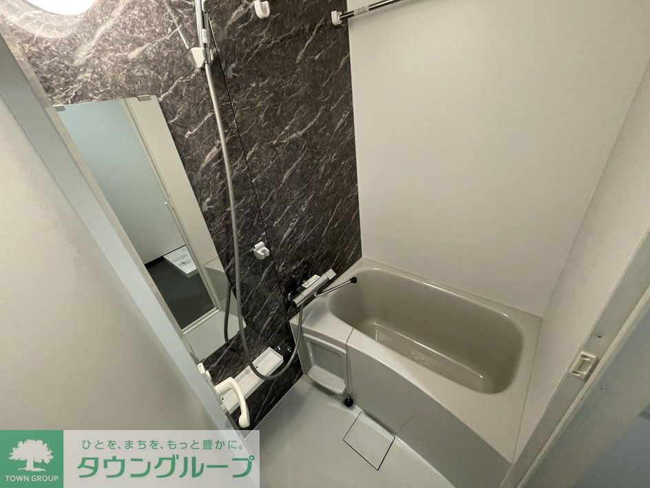 バス・シャワールーム　バス