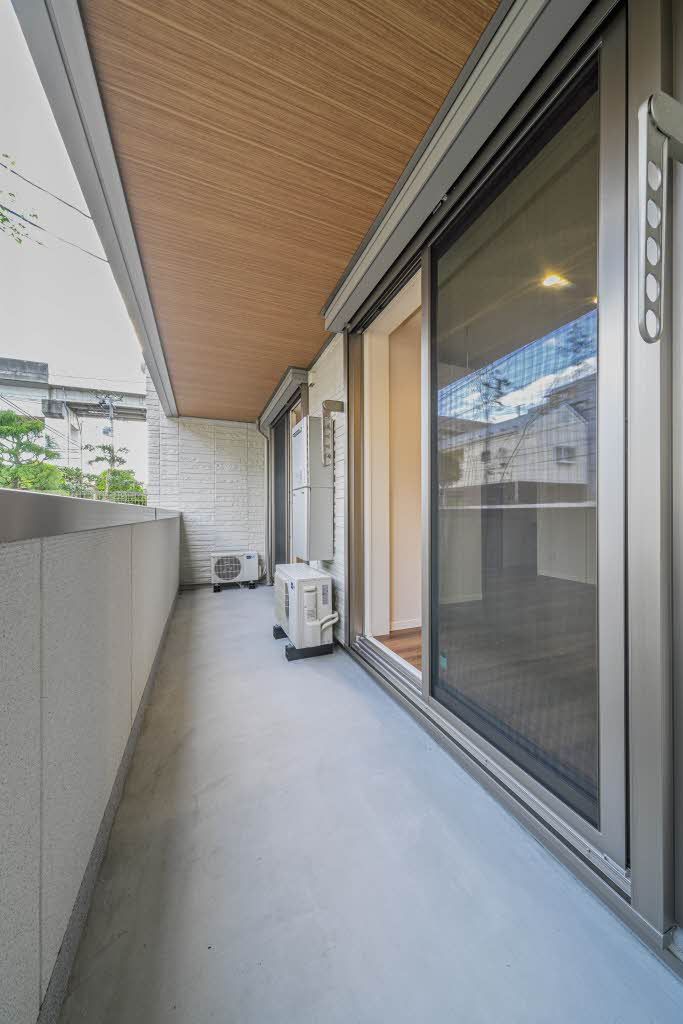 バルコニー　バルコニー