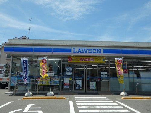 コンビニ　ローソン（コンビニ）まで576m