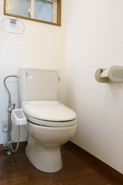 トイレ　トイレ