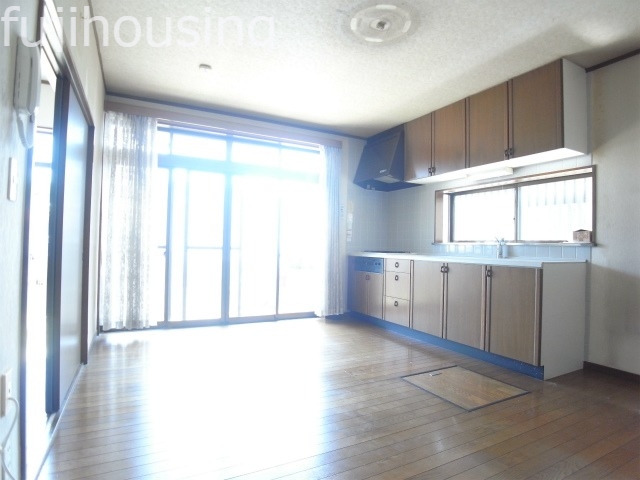 居室・リビング　ＬＤＫ１０帖