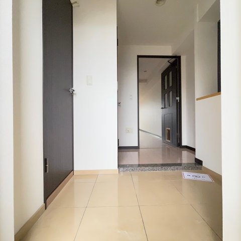 玄関　同仕様タイプです