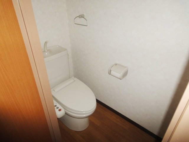 トイレ　同物件別号室