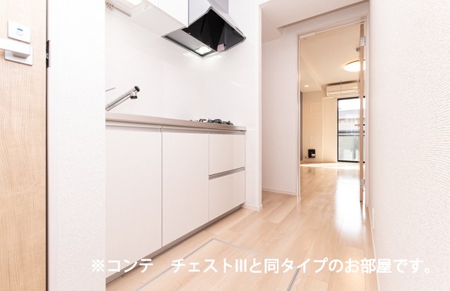 キッチン　コンパクトなキッチンで掃除もラクラク